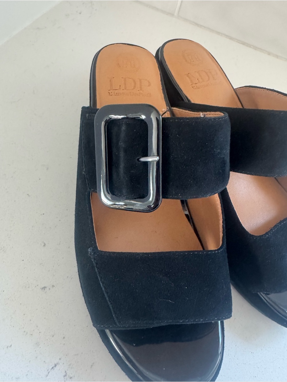 L’Amour Des Pieds Minetta Suede Platform Slides NWOB $255 Retail - Picture 3 of 8